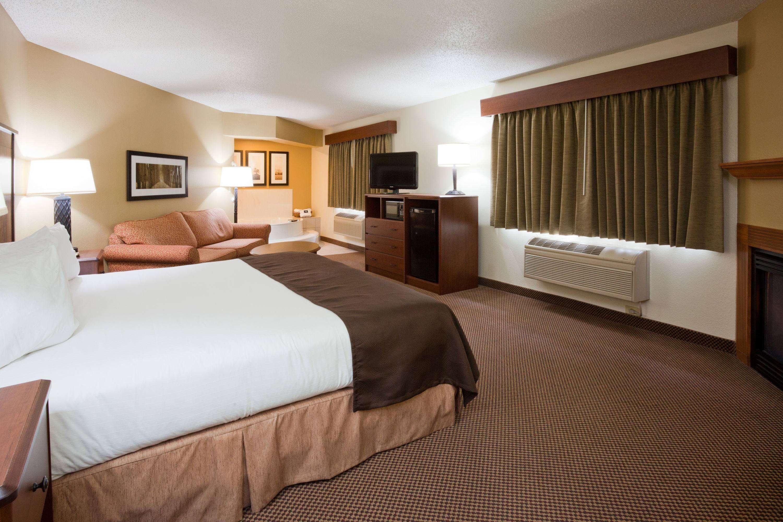 Hotel Americinn By Wyndham Near Superior 2*